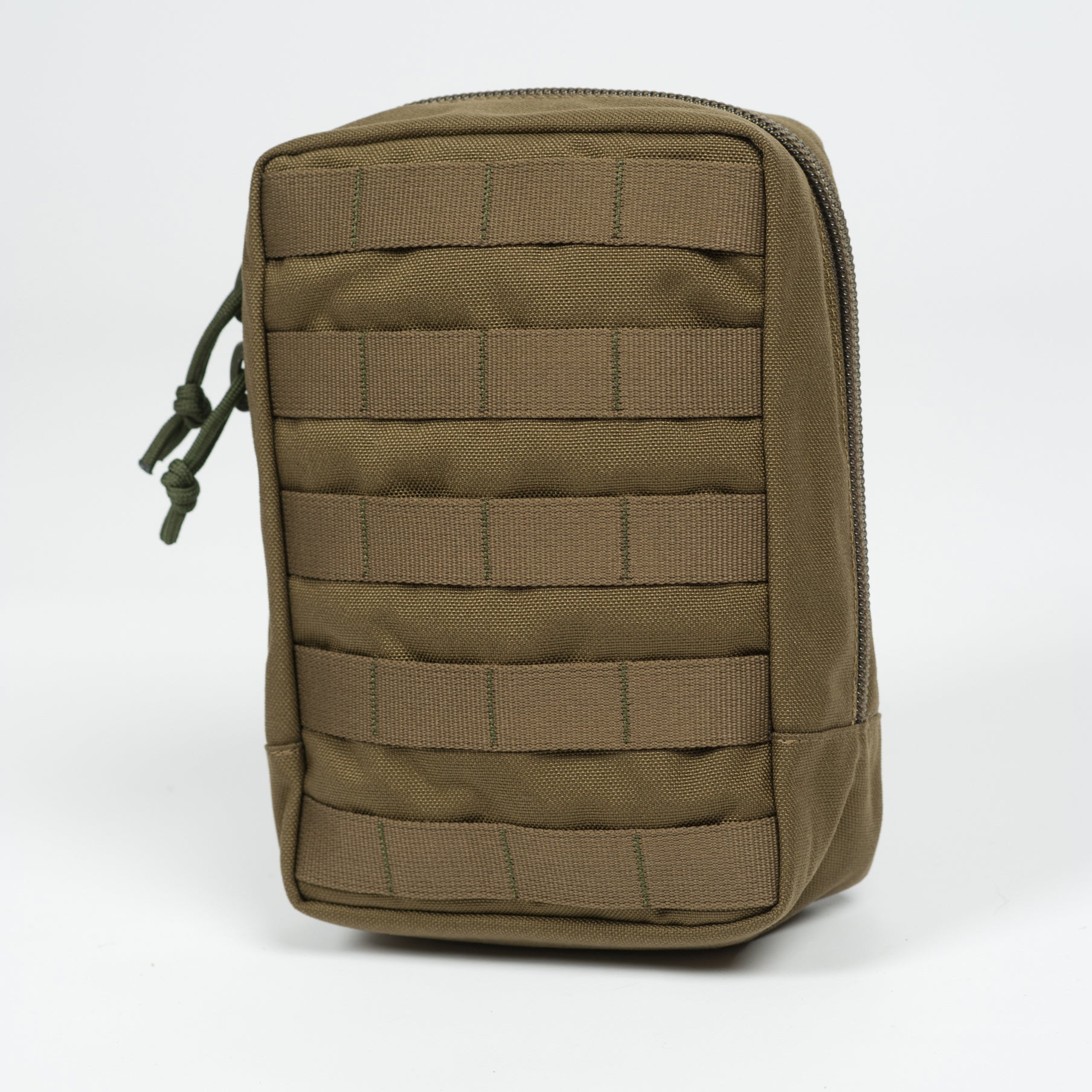 Equipment pouch with zipper 112-004-03