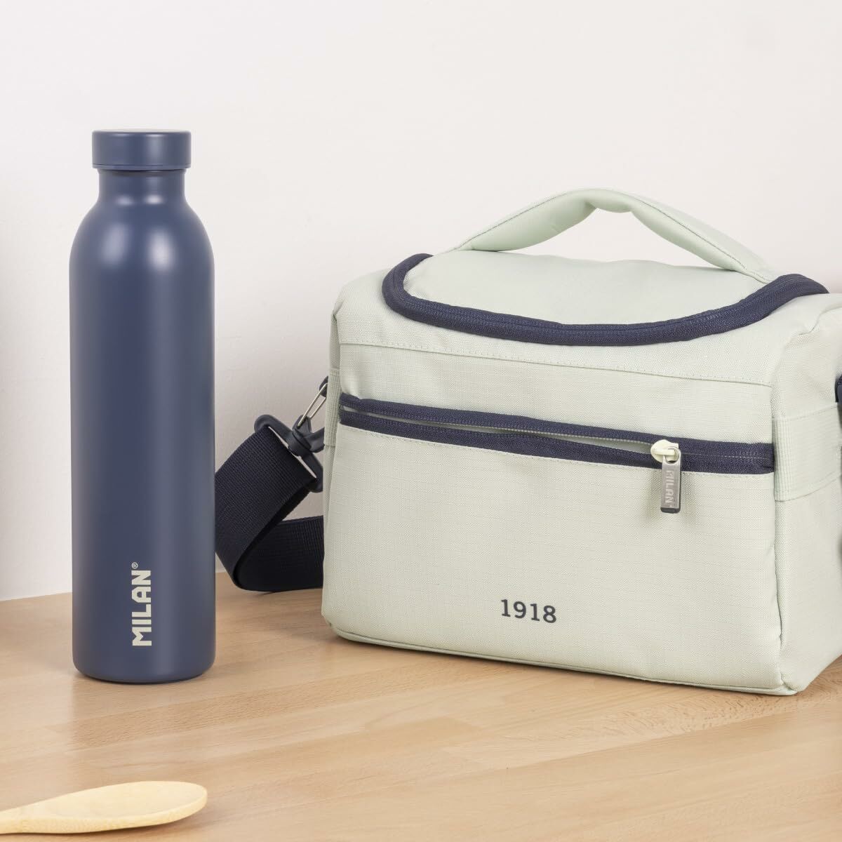 V2HAA965D09898568F186CD38CAA9D5CD7ER6205357P4